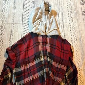 American Eagle Outfitters Red Plaid Long Sleeve Hoodie